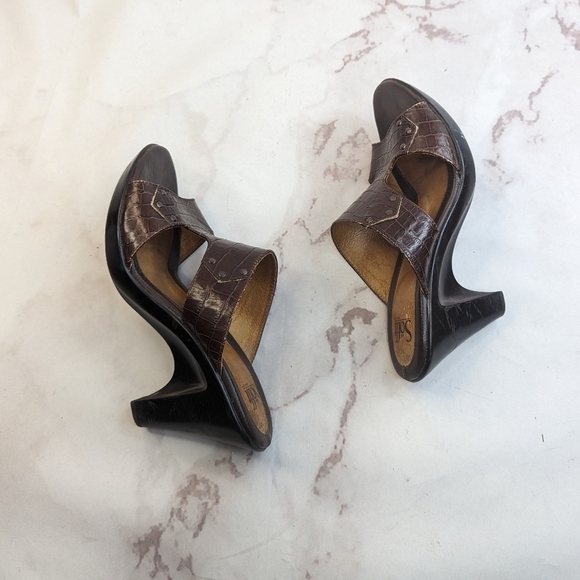 Sofft Heels Womens 9 Brown Pumps Leather Sandal Shoe Croc Reptile Valora - Picture 12 of 12